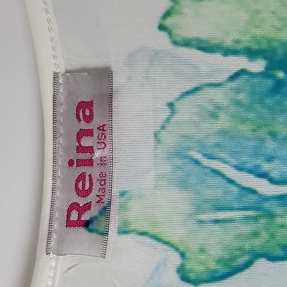 Reina Butterfly Floral Travel Dress! W/POCKETS - Picture 10 of 13